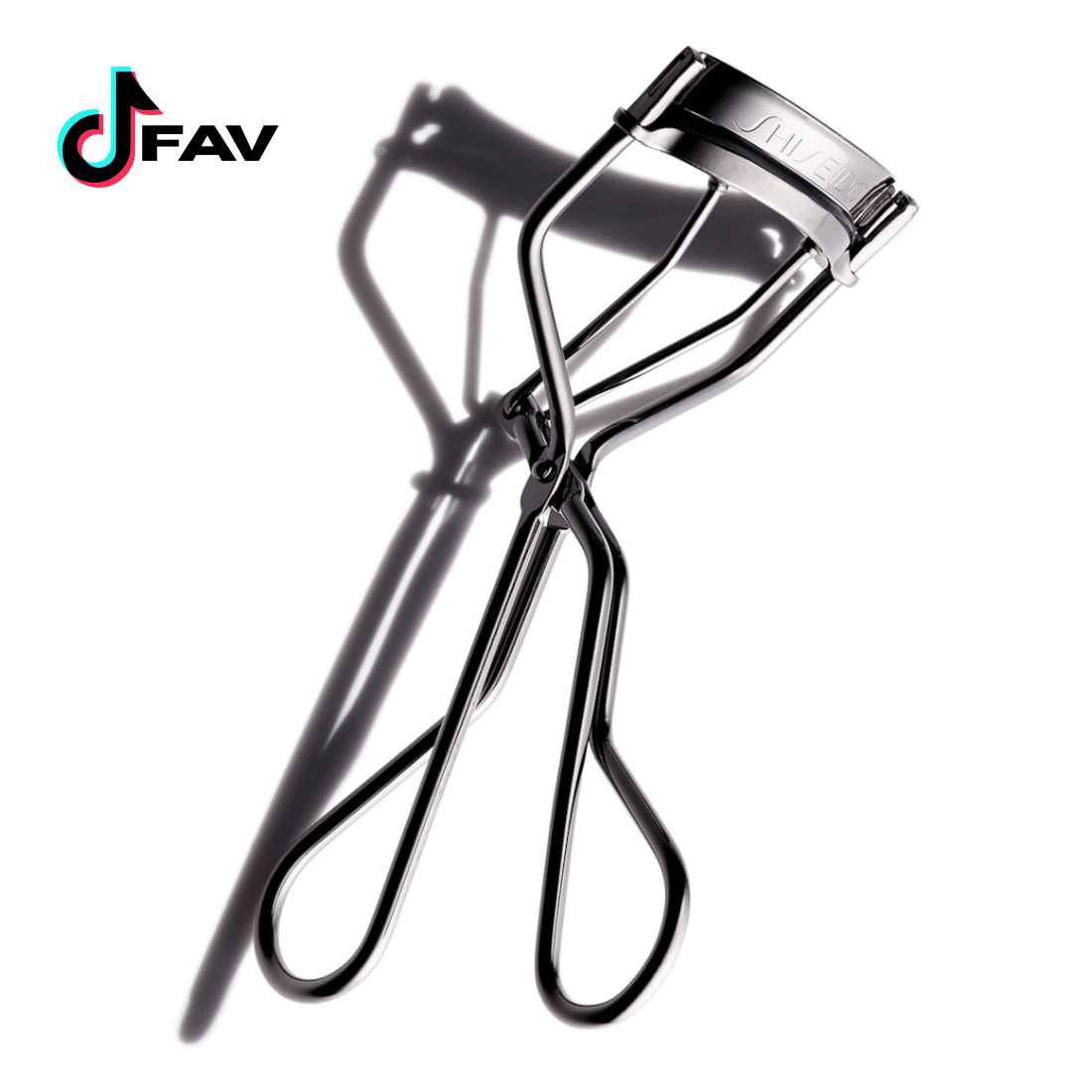 EYELASH CURLER